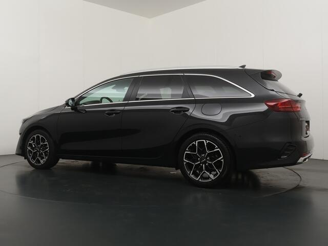 KIA CEE D Ceed Sportswagon 1.5 T-GDi GT-Line Navigatie - Achteruitrijcamera - Stoelverwarming - Panoramadak - Virena zekerheidspakket ¤ 895,-