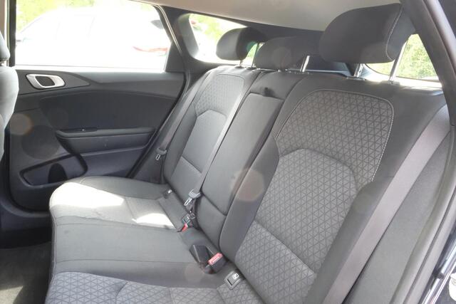 KIA CEE D Ceed Sportswagon 1.0 T-GDi DynamicLine 120 PK | Navigatie | Camera | Dealer Onderhouden | Carplay | Climate Controle | Cruise Controle |