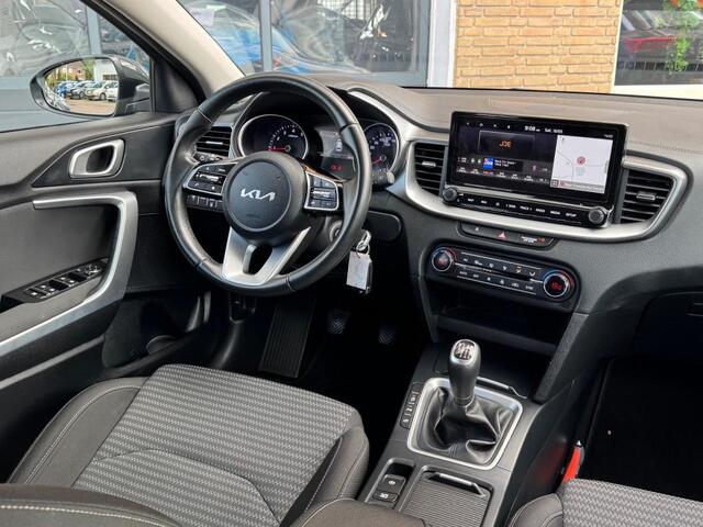 KIA CEE D Ceed SPORTSWAGON 1.5 T-GDI 160PK DYNAMICLINE CARPLAY/TREKHAAK/1E EIG./NL