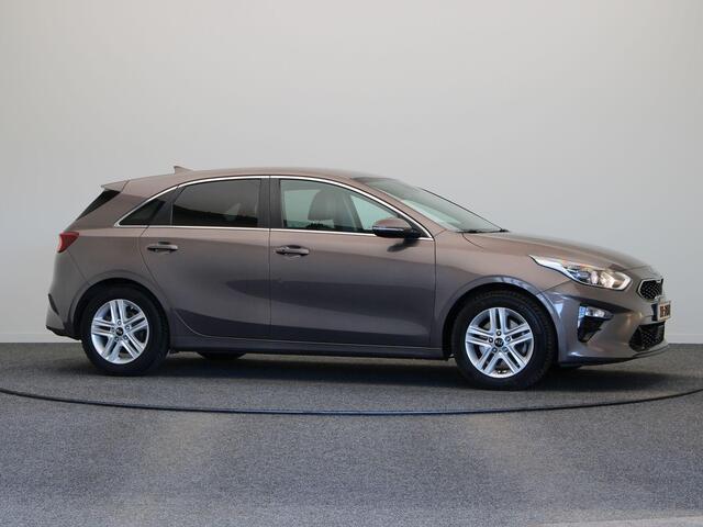 KIA CEE D Ceed 1.0 T-GDi DynamicPlusLine | Trekhaak | autohold functie | stuur - en stoelverwarming | camera achter |