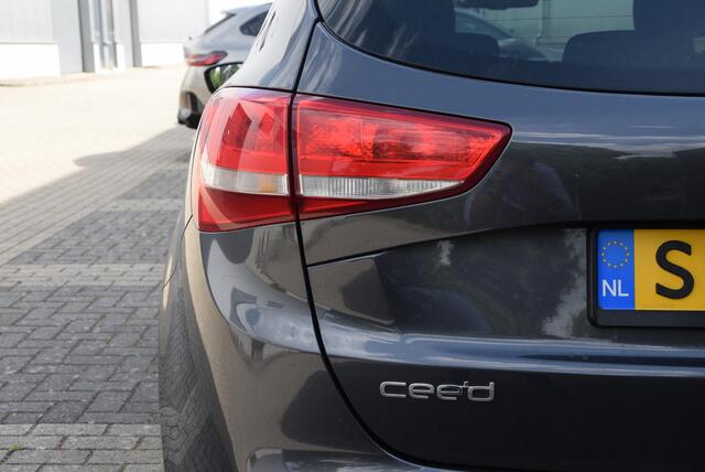KIA CEE D cee'd Sportswagon 1.0 T-GDi GT-Line Edition | Dealer onderhouden | Schuif-kantel dak | Stuur/-stoelverwarming |