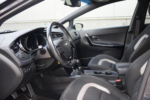KIA CEE D cee'd Sportswagon 1.0 T-GDi GT-Line Edition | Dealer onderhouden | Schuif-kantel dak | Stuur/-stoelverwarming |