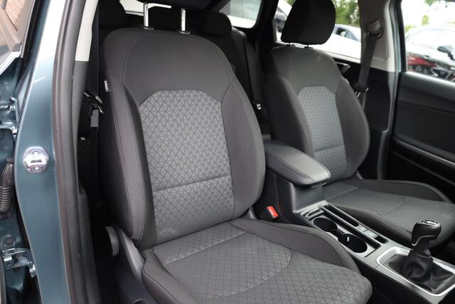 KIA CEE D Ceed Sportswagon 1.5 T-GDi DynamicLine STUUR/STOELVERW. CARPLAY CAMERA LAN-ASSIST ACC DAB HILL-HOLD PDC LMV DEALERONDH.