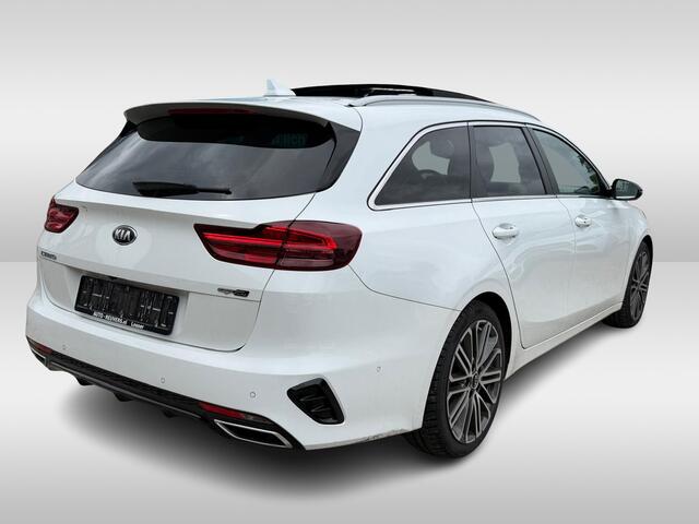 KIA CEE D Ceed Sportswagon 1.5 T-GDi GT-Line / Panorama / ACC / LED / Memory