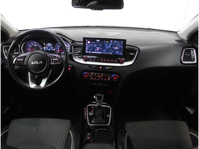 KIA CEE D Ceed 1.5 T-GDi MHEV DynamicPlusLine CAMERA | CARPLAY | LMV16 | AUTOMAAT | AFNBTRHAAK | LED | DAB | ADAPCRUISE | CLIMATE | NAVI | STOEL/STUURVERW