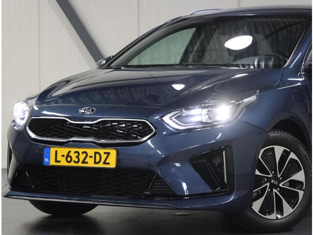 KIA CEE D Ceed Wagon 1.6 GDI PHEV DynamicPlusLine | 1ste eigenaar | AppleCarPlay/AndroidAuto | Stuur/stoelverwarming | Adaptief Cruise Control | Camera | LEER/Stof | LED lampen | Navigatie | AUTOMAAT | Isofix | Privacy Glass | Parkeersensoren |