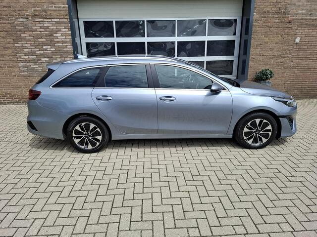 KIA CEE D Ceed Sportswagon 1.6 GDI PHEV DynamicPlusLine