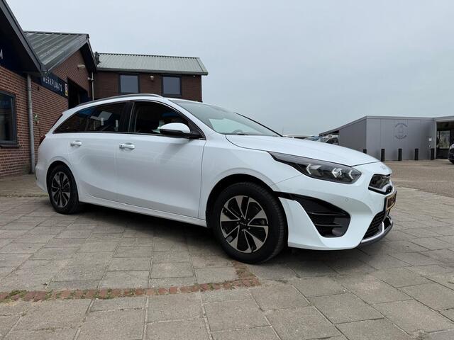 KIA CEE D Ceed Sportswagon 1.6 GDI PHEV DynamicPlusLine Upgrade 1ste Eigenaar Navi | Camera | Memory | ACC | LED