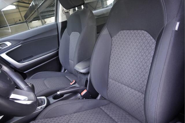 KIA CEE D Ceed Sportswagon 1.0 T-GDi ComfortLine BJ2022 Lmv 16" | Led | Achteruitrijcamera | App-Connect | Climate control | Cruise control | Getint glas
