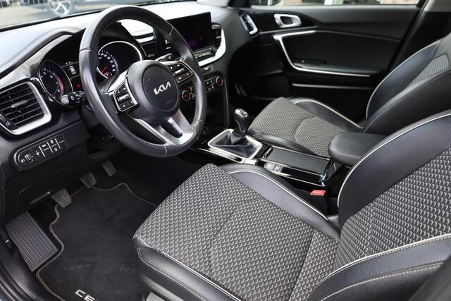KIA CEE D Ceed 1.0 T-GDi DynamicLine CARPLAY CAMERA HALF-LEER CRUISE DRAADLOOS-LADEN DAB LANE-ASSIST HILD-HOLD CLIMA NAVI CRUISE PDC LMV