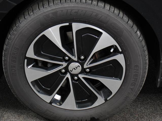KIA CEE D Ceed Sportswagon 1.6 GDI PHEV DynamicLine Automaat Climate control Keyless Cruise control LED Parkeersensoren achter Camera Stuur verwarming Stoel verwarming Apple Carplay/ Andriod Auto