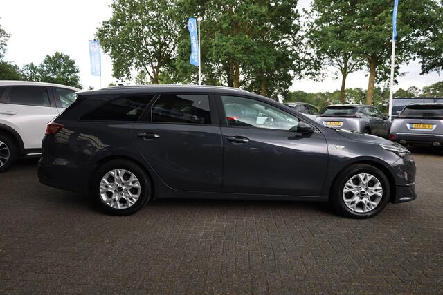 KIA CEE D Ceed Sportswagon 1.5 T-GDi DynamicLine CARPLAY CAMERA STOEL-STUURVERW. CRUISE DAB LANE-ASSIST HILD-HOLD CLIMA NAVI CRUISE PDC LMV