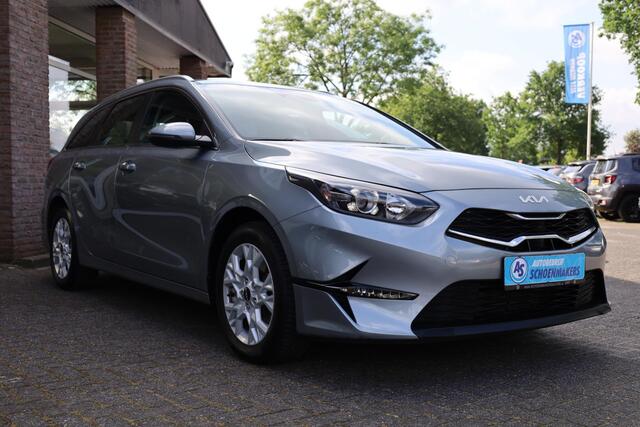 KIA CEE D Ceed Sportswagon 1.0 T-GDi DynamicLine CARPLAY CAMERA HALF-LEER CRUISE DRAADLOOS-LADEN DAB LANE-ASSIST HILD-HOLD CLIMA NAVI CRUISE PDC LMV