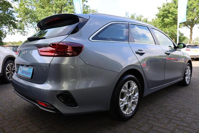 KIA CEE D Ceed Sportswagon 1.0 T-GDi DynamicLine CARPLAY CAMERA HALF-LEER CRUISE DRAADLOOS-LADEN DAB LANE-ASSIST HILD-HOLD CLIMA NAVI CRUISE PDC LMV
