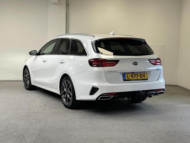 KIA CEE D Ceed Sportswagon 1.5 T-GDi MHEV GT-Line Edition | TREKHAAK | CARPLAY | CAMERA |