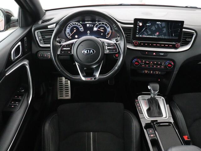 KIA CEE D Ceed 1.5 T-GDi GT-PlusLine | Panoramadak | Trekhaak | Stoelverwarming | Leder/Alcantara | JBL Sound | Carplay | Adaptive cruise | Sportstoelen | Achterbankverwarming | Keyless | Navigatie | Camera | Memory | Side Assist