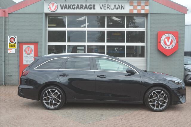 KIA CEE D CEED 1,6 GDI trekhaak 12 mnd. gar. PHEV