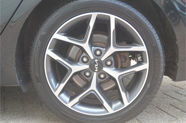 KIA CEE D CEED 1,6 GDI trekhaak 12 mnd. gar. PHEV