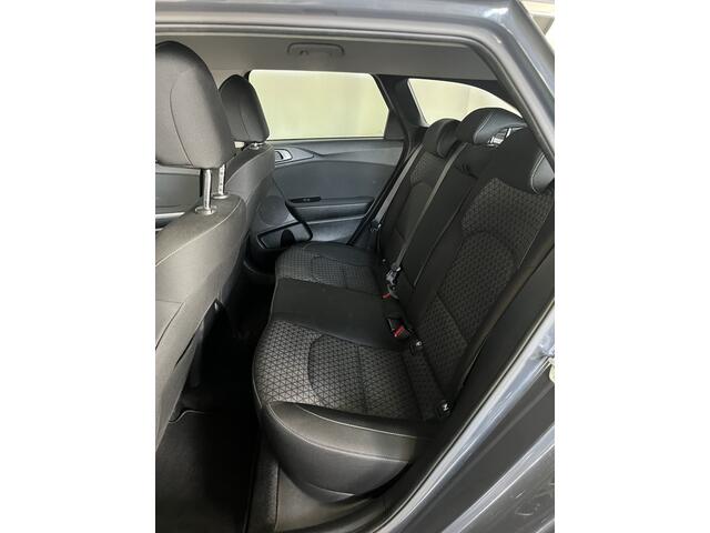 KIA CEE D Ceed Sportswagon 1.5 T-GDi DynamicLine ECC/CAMERA/CRUISE/APPLE/TREKHAAK/160PK