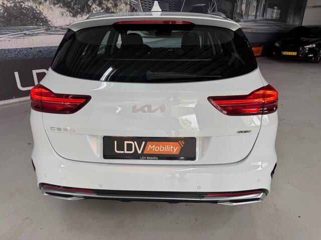 KIA CEE D 1.6 GDI PHEV Dynamicline / Stoelverwarming / Camera / PDC / AppleCarplay.