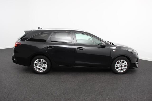 KIA CEE D Ceed Sportswagon 1.0 T-GDi Prestige Navigatie Apple Carplay / Android Auto Climate Control Achteruitrij Camera Cruise Control Stoel en Stuur verwarming