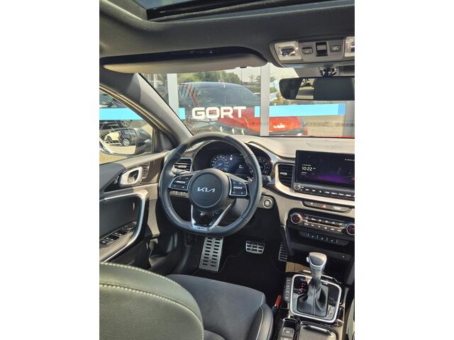 KIA CEE D Ceed 1.5 T-GDi GT-Line