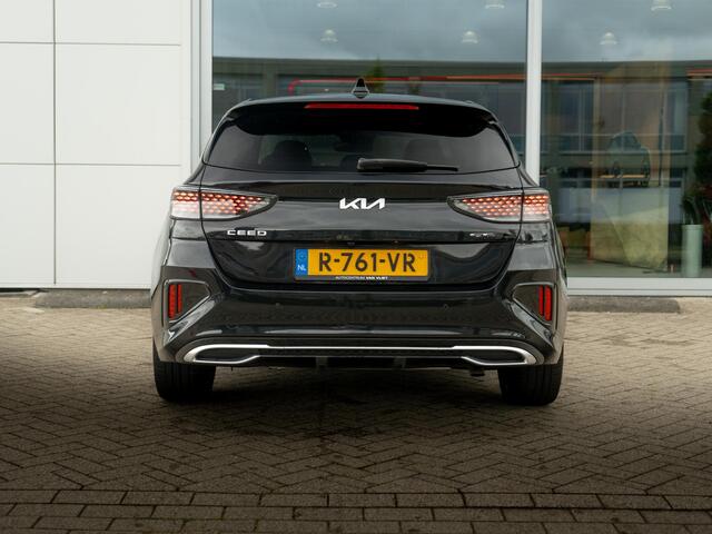 KIA CEE D Ceed 1.5 T-GDi GT-PlusLine | Schuifkantel dak | JBL | Stoel en stuurverwarming |