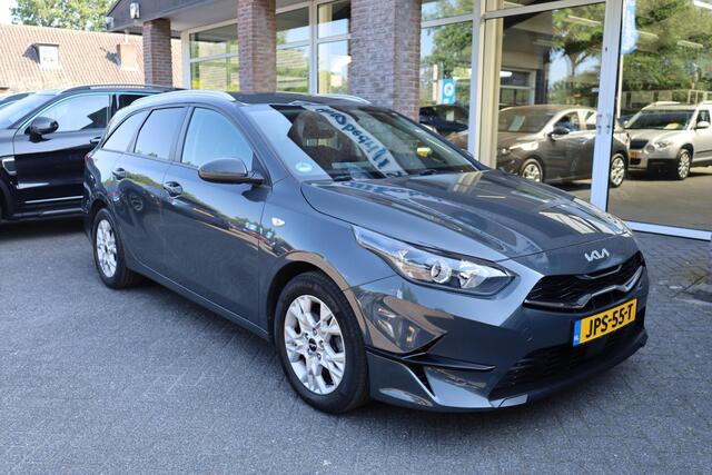 KIA CEE D Ceed Sportswagon 1.5 T-GDi DynamicLine FACELIFT!! CAMERA CARPLAY STUUR+STOELVERWARMING DAB CRUISE CLIMA DEALER-ONDERHOUDEN LMV