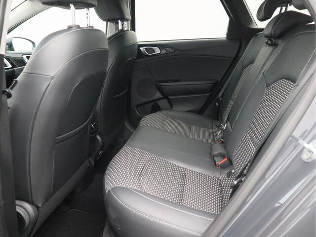 KIA CEE D Ceed Sportswagon 1.5 T-GDi MHEV DynamicPlusLine/ automaat!
