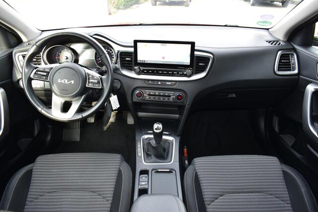 KIA CEE D Ceed 1.0 T-GDi DynamicLine Trekhaak | Cruise Control | Navigatie | Camera | Bluetooth | 16"LMV | Tot 10Jr. Kia-Garantie