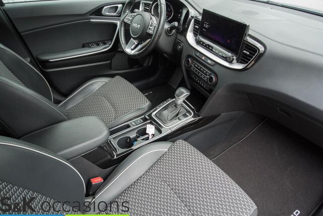 KIA CEE D Ceed Sportswagon 1.5 T-GDi Executive Pano JBL dealer onderhouden