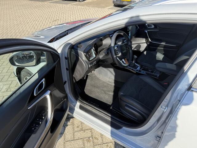 KIA CEE D Ceed Sportswagon 1.0 T-GDi DESIGN EDITION * VEEL OPTIES! *
