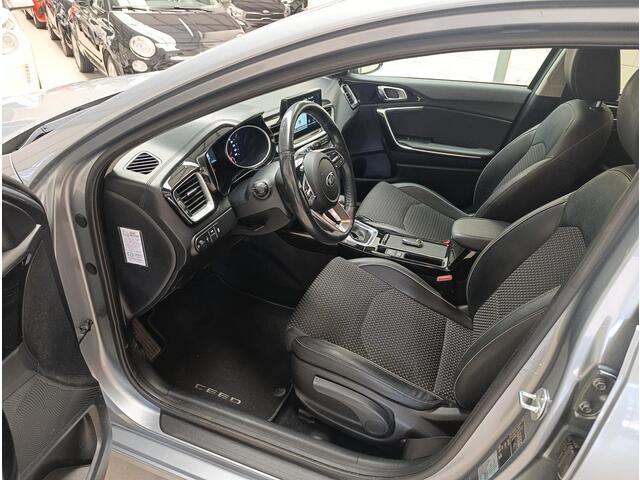 KIA CEE D Ceed Sportswagon 1.4 T-GDi DynamicPlusLine Automaat | Afneembare Trekhaak | Keyless | Stoel + stuur verwarming