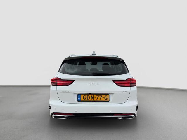 KIA CEE D Ceed Sportswagon 1.6 GDI PHEV DynamicLine