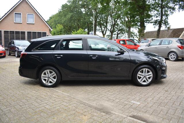 KIA CEE D Ceed Sportswagon 1.0 T-GDi DynamicLine Navi Clima Cruise Control