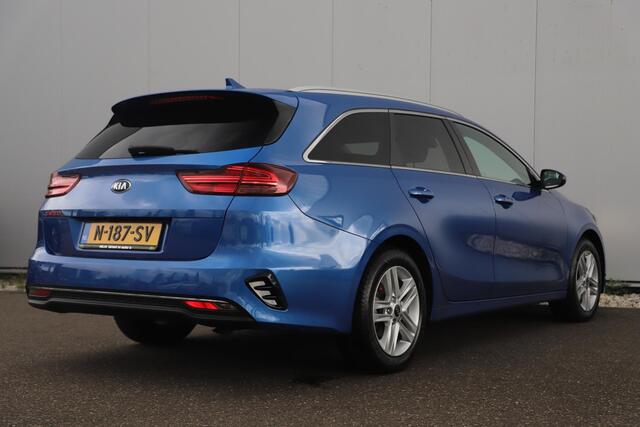 KIA CEE D Ceed Sportswagon 1.5 T-GDi DynamicLine 161PK Automaat Navigatie Achteruitrijcamera Carplay Android Clima Cruise Stuur & Stoelverwarming