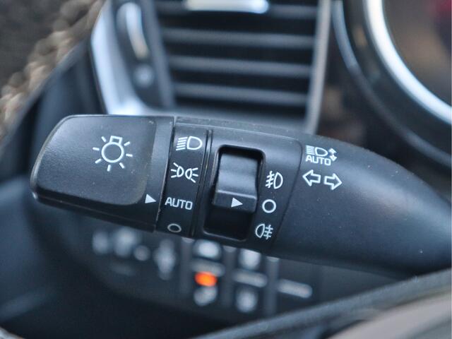 KIA CEE D Ceed Sportswagon 1.5 T-GDi GT-Line Business Edition | Navigatie | Camera | Stoel/Stuurverwarming | All-Seasons |