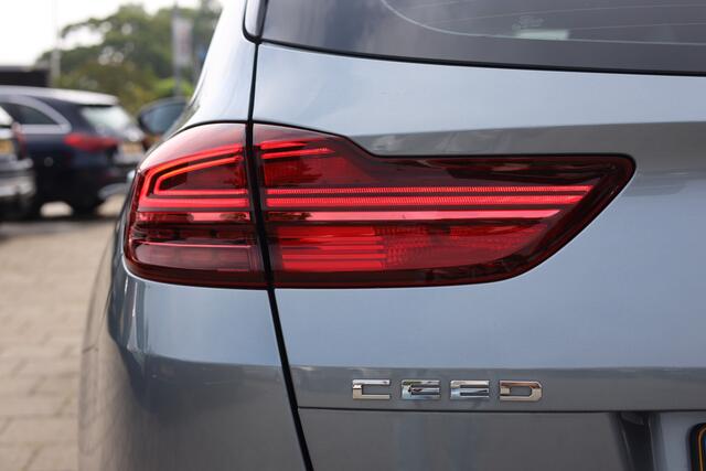 KIA CEE D Ceed Sportswagon 1.4 T-GDi DYNAMIC | CAMERA | CARPLAY | TREKHAAK