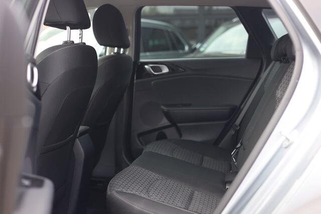 KIA CEE D Ceed Sportswagon 1.4 T-GDi DYNAMIC | CAMERA | CARPLAY | TREKHAAK