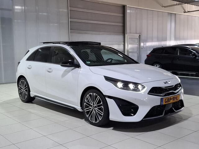 KIA CEE D Ceed 1.5 T-GDi GT-PlusLine Dikste KIA Ceed HB van Nederland! Tot 10 jaar garantie*!