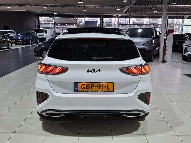 KIA CEE D Ceed 1.5 T-GDi GT-PlusLine Dikste KIA Ceed HB van Nederland! Tot 10 jaar garantie*!