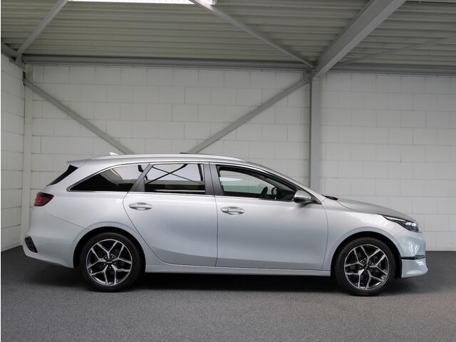 KIA CEE D Ceed SW 1.0 T-GDi ExecutiveLine Pano/SV/Cam/Navi/Carplay (all-incl. prijs)