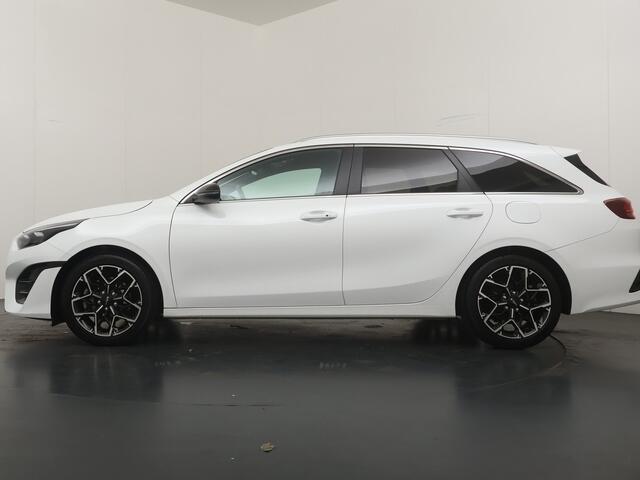 KIA CEE D Ceed Sportswagon 1.5 T-GDi GT-Line Automaat - Climate Control - Kantel / Schuifdak - Navigatie - Achteruitrijcamera - Elektrische Achterklep - Fabrieksgarantie tot 03-2031