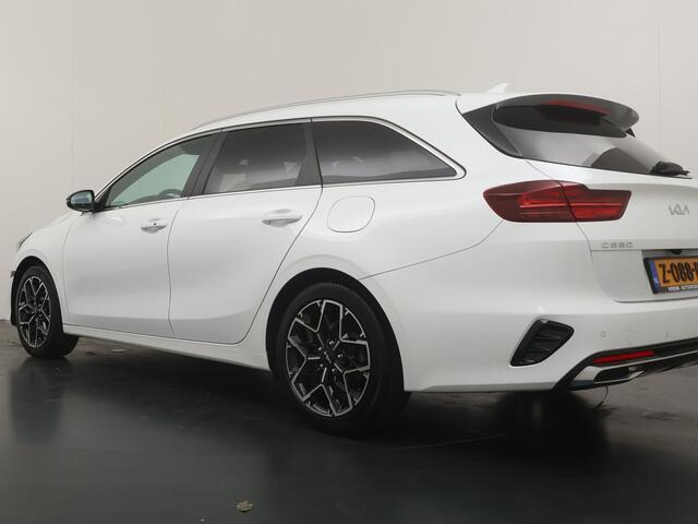 KIA CEE D Ceed Sportswagon 1.5 T-GDi GT-Line Automaat - Climate Control - Kantel / Schuifdak - Navigatie - Achteruitrijcamera - Elektrische Achterklep - Fabrieksgarantie tot 03-2031