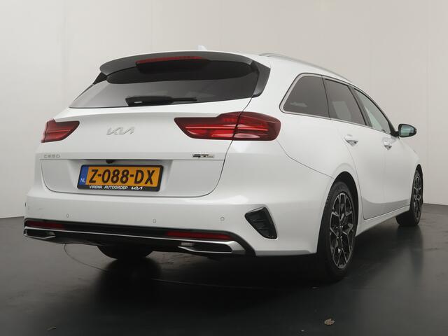KIA CEE D Ceed Sportswagon 1.5 T-GDi GT-Line Automaat - Climate Control - Kantel / Schuifdak - Navigatie - Achteruitrijcamera - Elektrische Achterklep - Fabrieksgarantie tot 03-2031