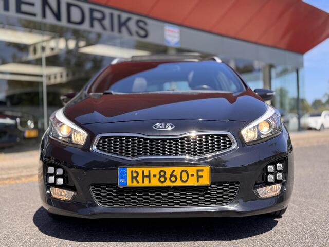 KIA CEE D cee'd Sportswagon 1.0 T-GDi GT-Line Summer Edition | Panodak | Camera | Cruise Control | Stoel&stuur Verwarming | Climate | Navi |