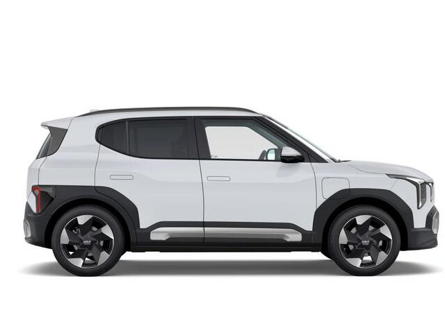 KIA EV2 Plus Advanced 42.2 kWh 4p. | Actieprijs * | Clima | Adapt. cruise | Navi | Schuif/Kanteldak | 18" | Stoel&Stuur Verwarming | Harman Kardon | Apple Carplay