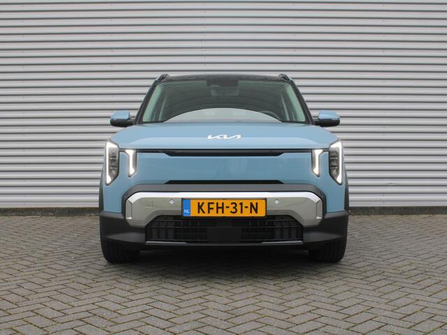 KIA EV2 Plus Advanced 42.2 kWh | Stuur-/stoelverwarming | Schuifdak | Dodehoek detectie | Elek. Stoelverstelling | Camera | 18" LM | LED | HK audio | Cruise adapt. |
