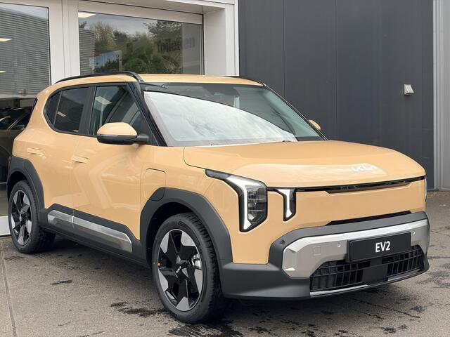 KIA EV2 Plus 42.2 kWh | Direct uit voorraad leverbaar | Actieprijs ¤. 29,890,= rijklaar inclusief inruilactie | Stoelverwarming | Camera