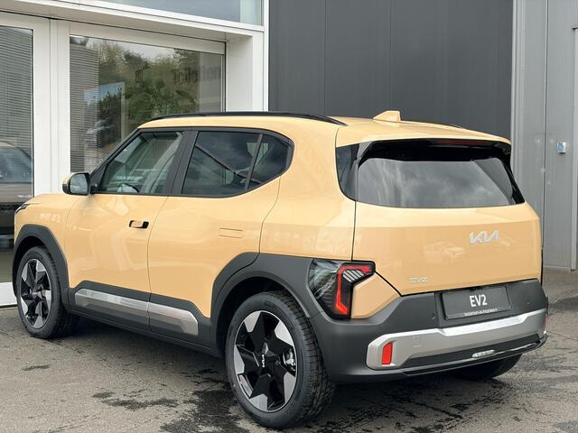 KIA EV2 Plus 42.2 kWh | Direct uit voorraad leverbaar | Actieprijs ¤. 29,890,= rijklaar inclusief inruilactie | Stoelverwarming | Camera